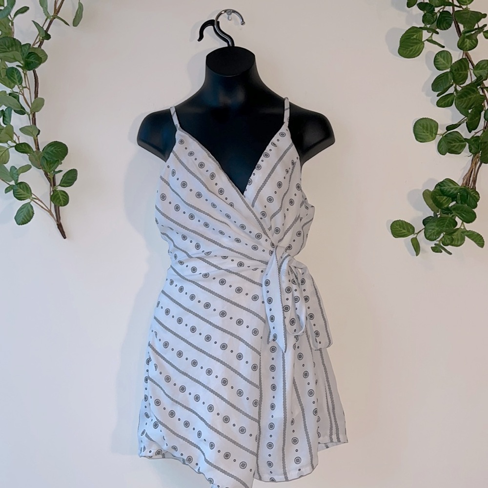 • PepperMayo White Wrap Romper